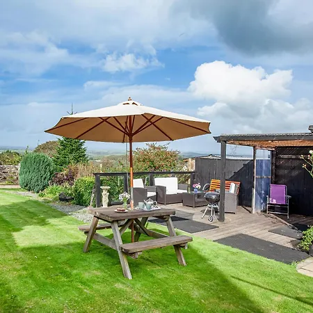 Holiday home Tanglewood